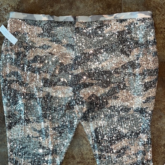Venus plus size camo sparkly sequin pull on pants size 3X event night out date - Picture 8 of 15